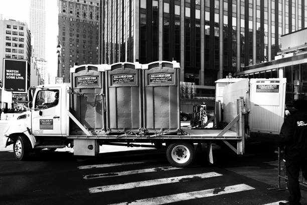Best Luxury portable toilet rental  in Slater, IA